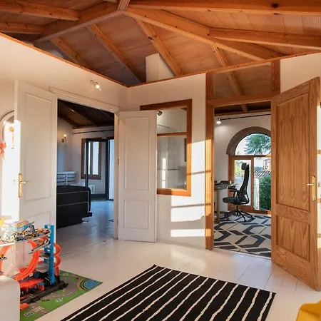 Marbella Family Villa *