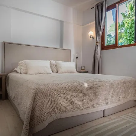 Marbella Family إِستيبونا